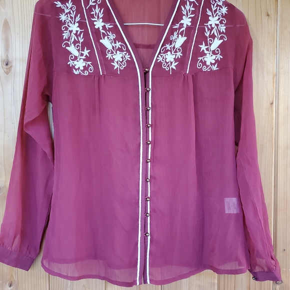 Blouse - Picture 2 of 4